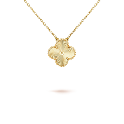 [Regal Gem]CLOVER 15MM LASER NECKLACE AND BOX