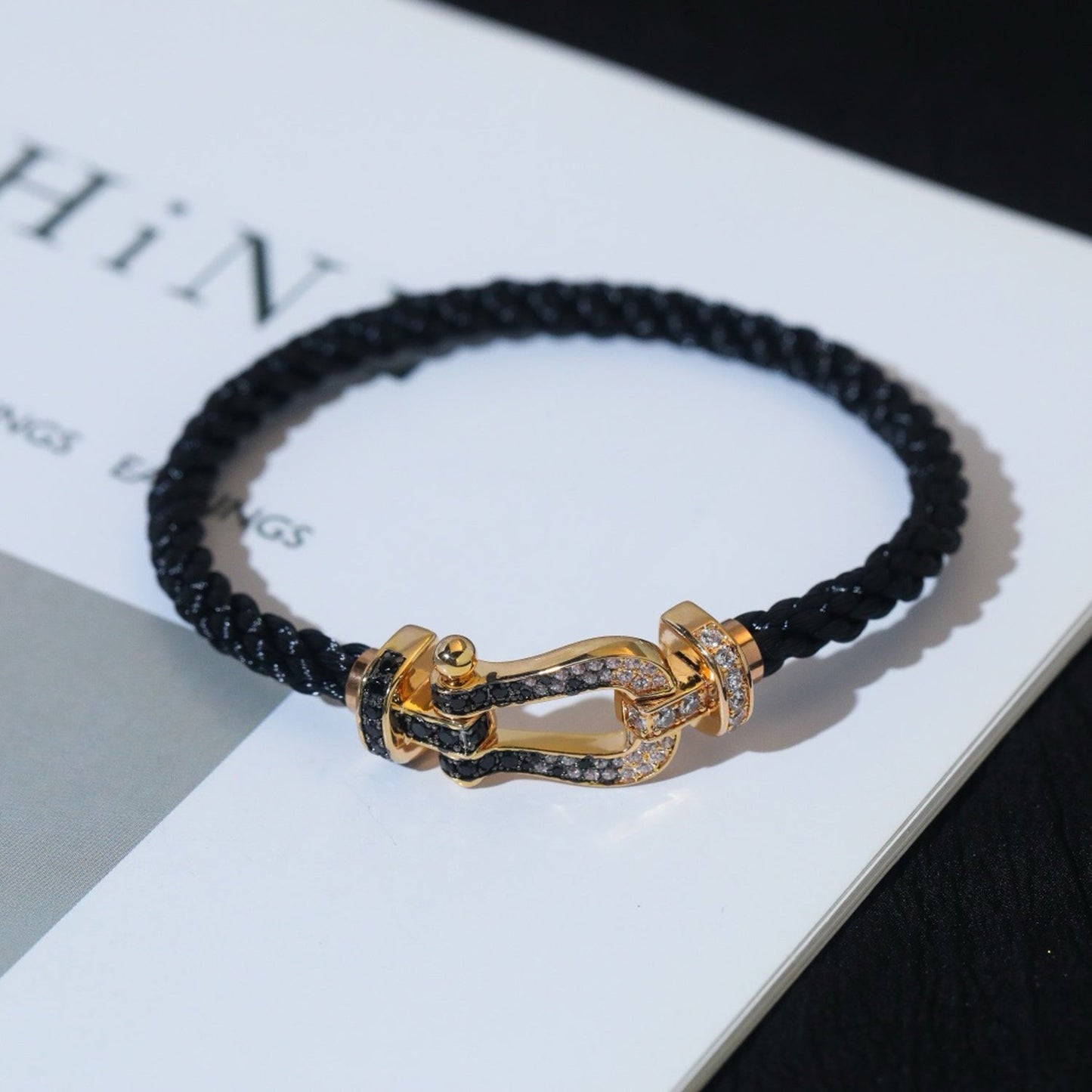 [Regal Gem]FORCE LARGE HORSESHOE BLACK WHITE DIAMOND BRACELET Regal Gem GOLD